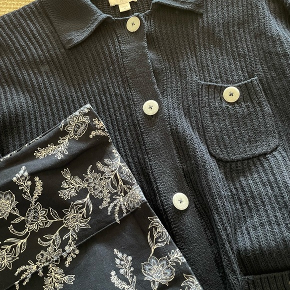 J.Jill XS Navy Blue Cardigan Sweater with White Buttons - Picture 8 of 8